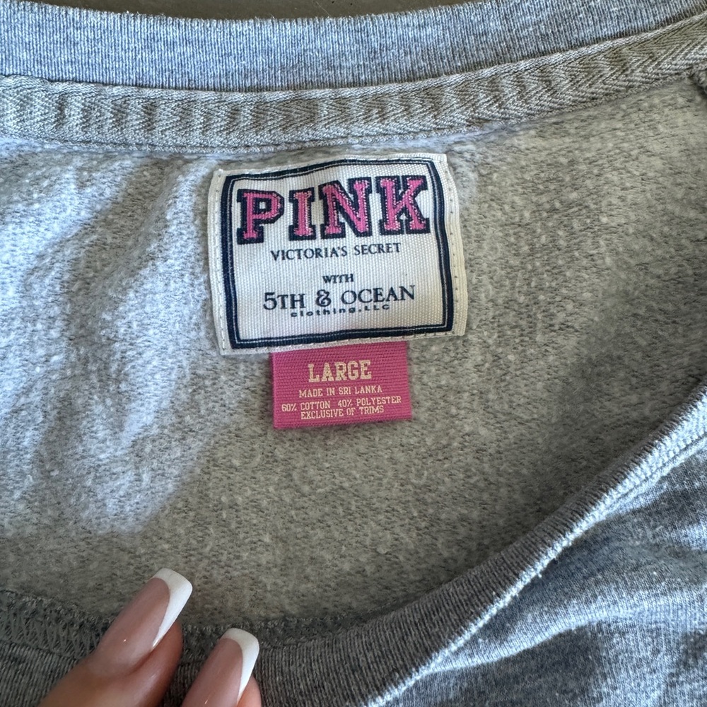 🫧 BOGO - 2012 PINK Victoria's Secret UCLA Crewneck Sweater - size large - Picture 2 of 6